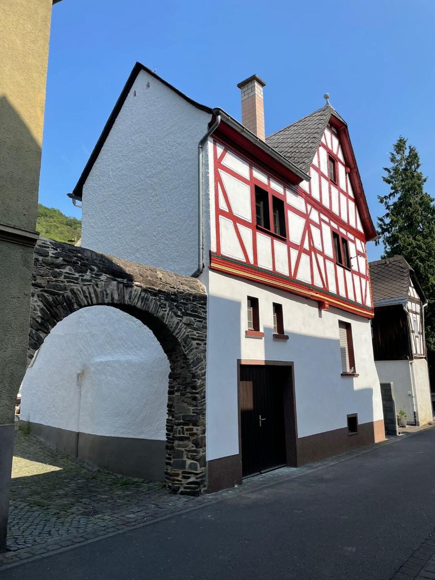 Fachwerk-Romantik 2 An Der Mosel Трайс-Карден Экстерьер фото